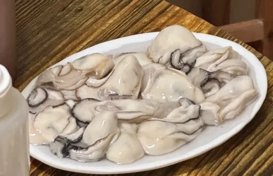 榮記生蠔雞煲(英勇路店)