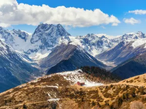 Baima Snow Mountain Yakou