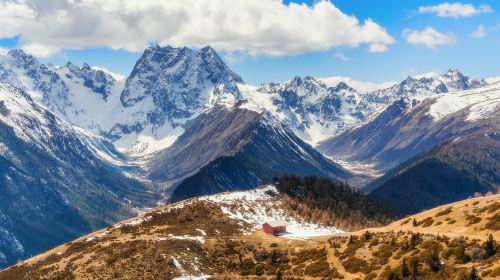 白馬雪山