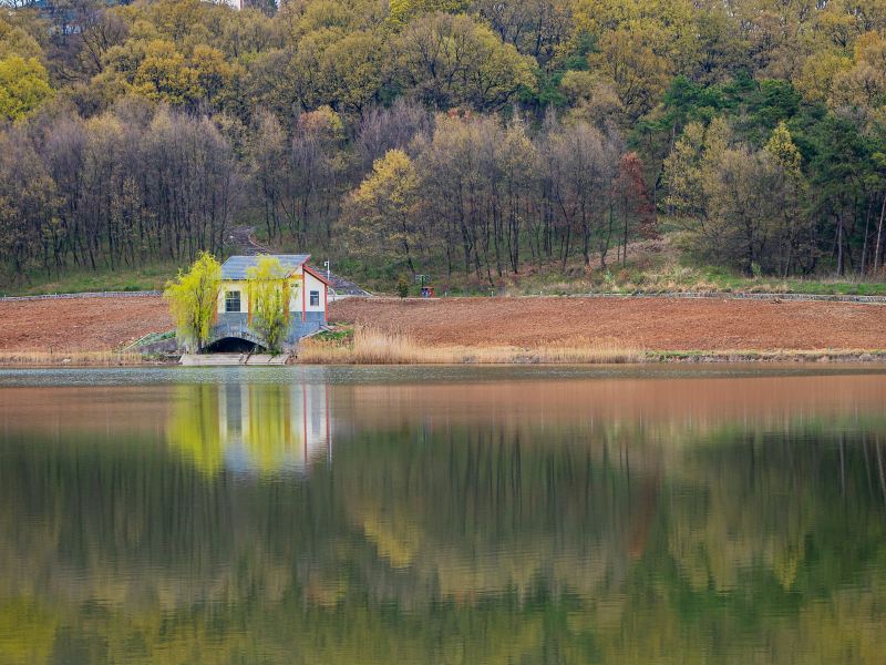 駱馬湖風景区