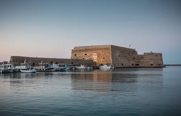 Vé máy bay Heraklion Nha Trang