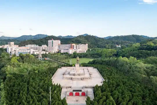 โรงแรมใกล้สวนซันเหวิน