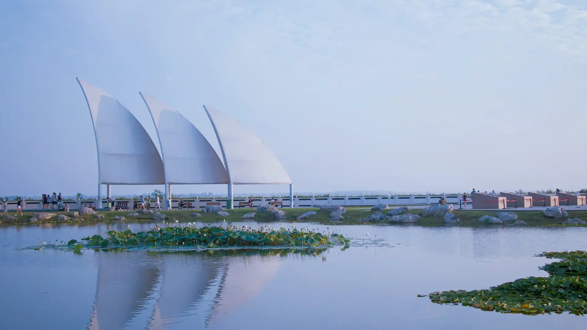 Hotels near Baiguihu Guojia Chengshi Wetland Park
