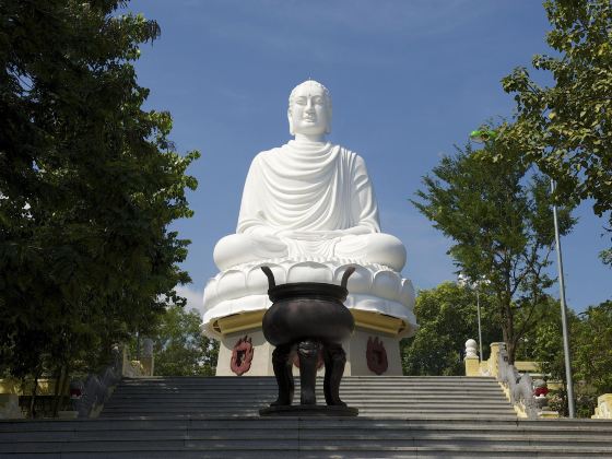 Long Son Pagoda