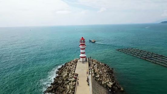 神州半島旅遊度假區，坐擁獨特自然美景，其中包括四座雋美海灣，