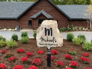 Michael's Tavern & Steakhouse