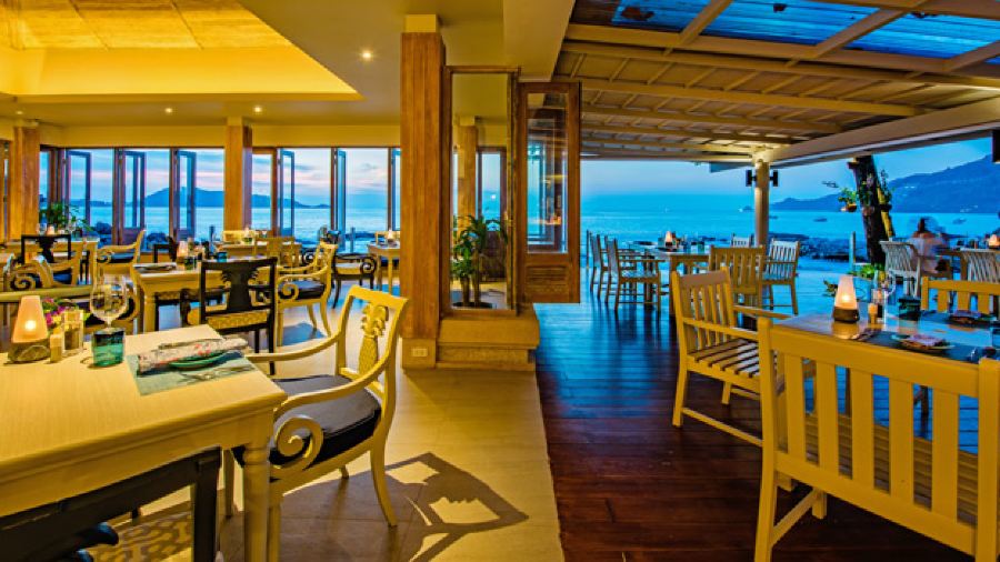 Sea Salt Lounge & Grill