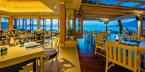 Sea Salt Lounge & Grill