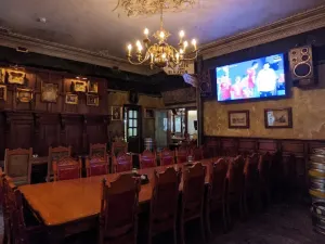 THE BLACK SWAN pub