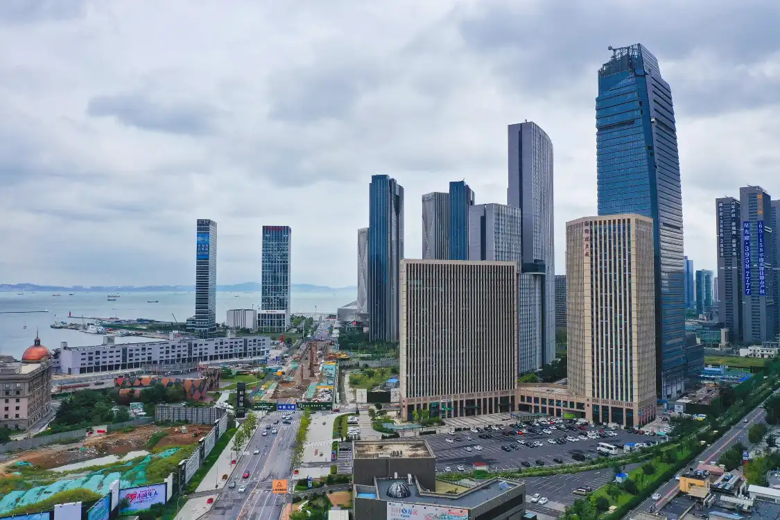 Hotels near Dalian Port