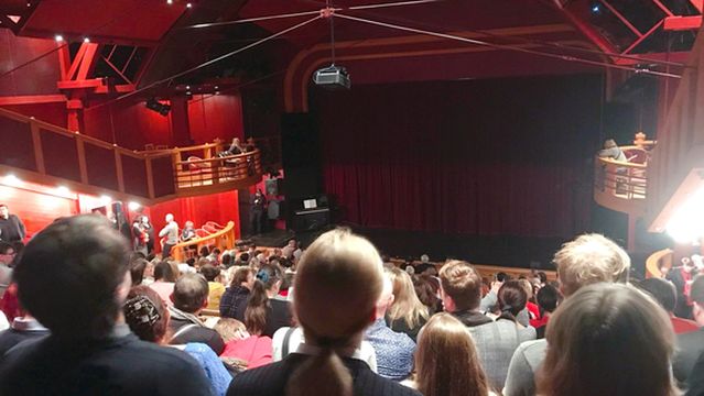 The theater on Fidlovačka