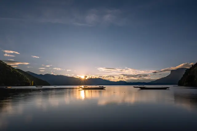 Sunset Sightseeing at Lugu Lake