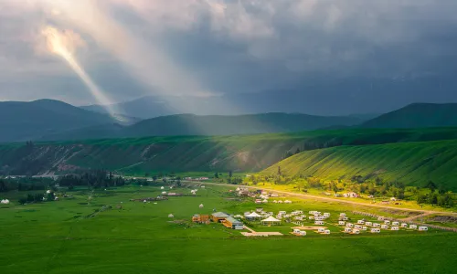 Tangbula Grassland