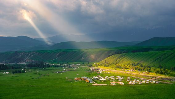 Tangbula Grassland