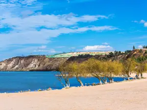 昆明滇池南岸沙灘主題公園