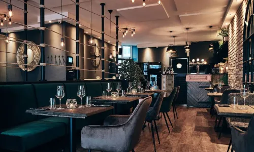 Maple Casual Dining