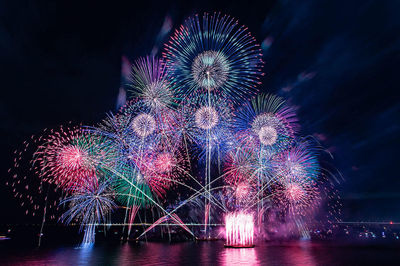 Osaka Art Fireworks