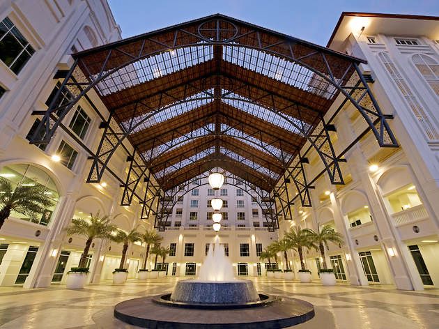 Straits Quay Marina Mall