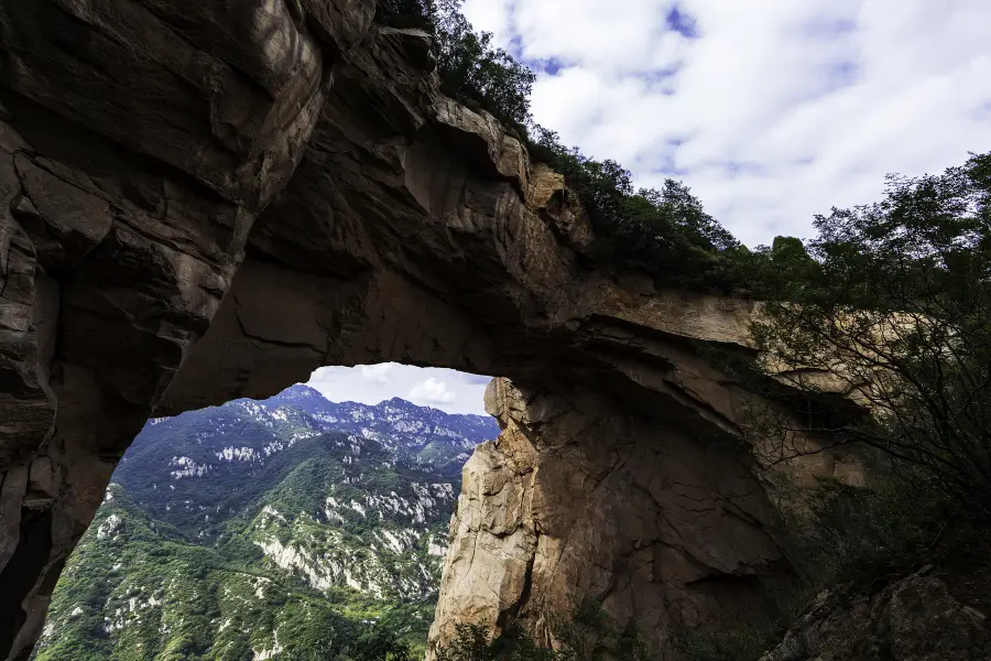 北京密雲天門山