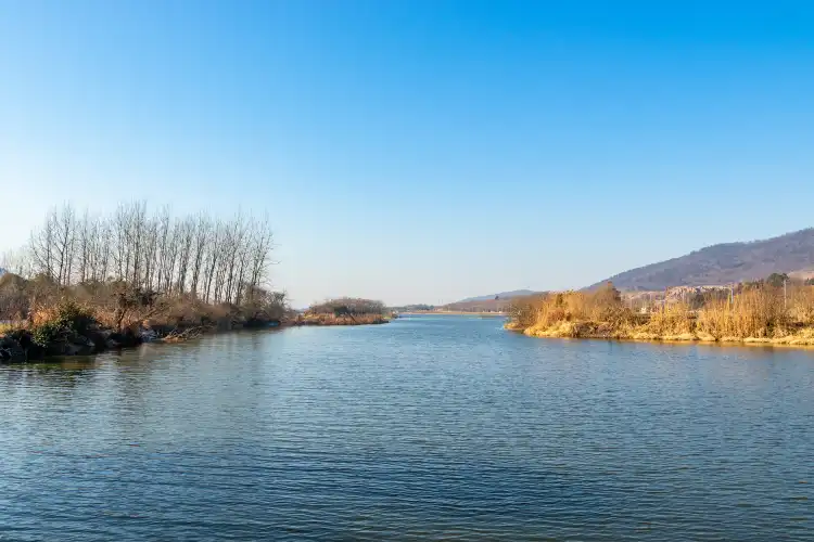 Hotels near Shecun Reservoir