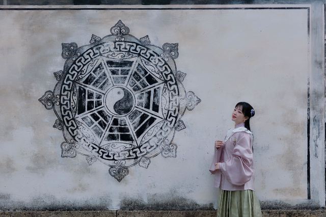 제갈팔괘촌