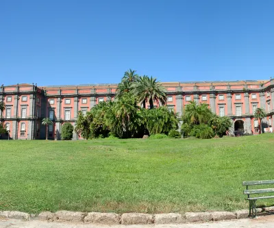 Hotel dekat Palazzo Cassano Ayerbo D'Aragona