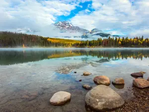 Pyramid Lake