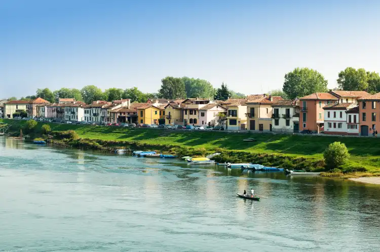 Hotels in Pavia