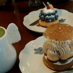 Rabbit Hole Dessert Cafe User Photo