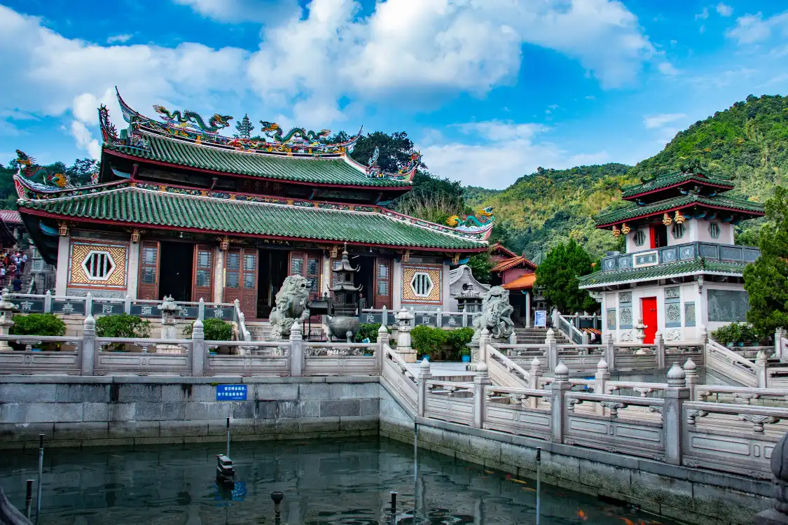 Hotels near Sanping Temple