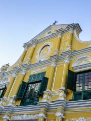 St. Dominic's Church Museum - Treasure of Sacred Art