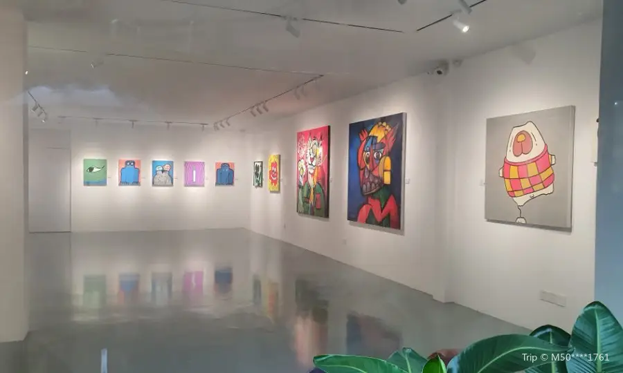 Baosheng Gallery