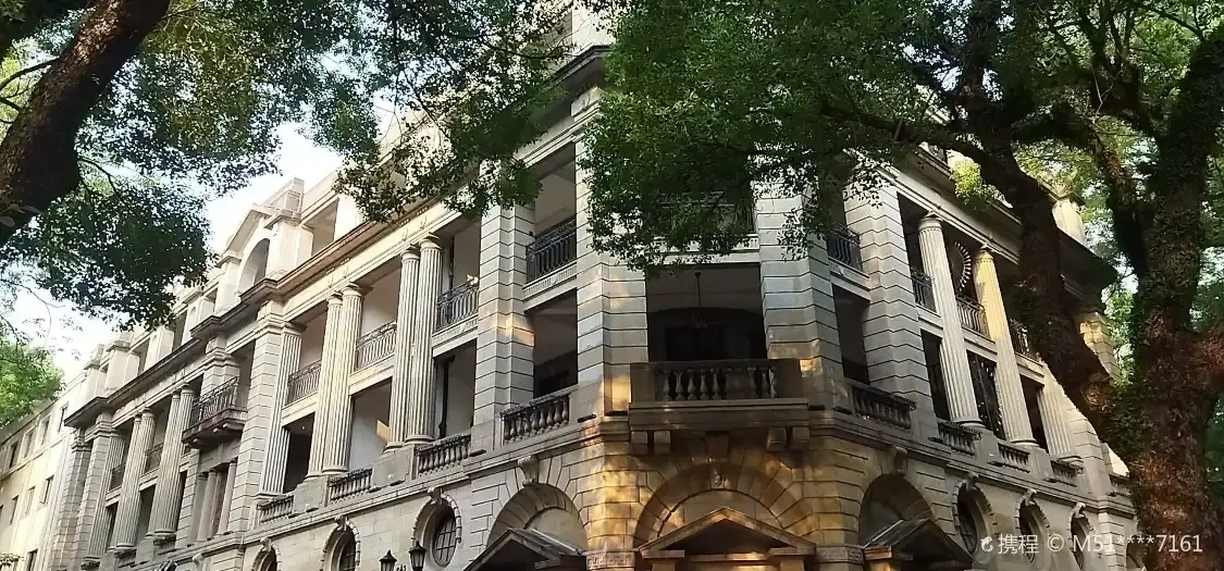 Hotels near HSBC Bank Former Site