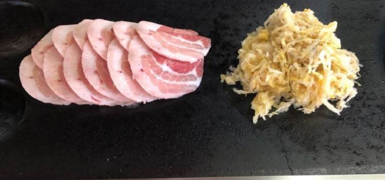 长白山火山石烤肉