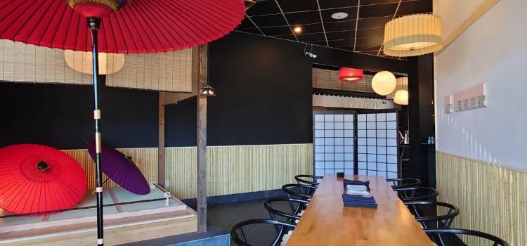 Sushi Kuni & Cocktail Bar West Linn
