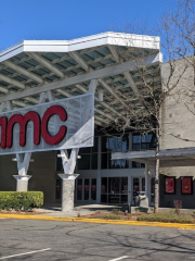 AMC Woodinville 12