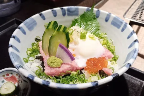囲爐裡茶寮 八里