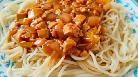 Dajijianglvrouhuang Noodle House in Gansu