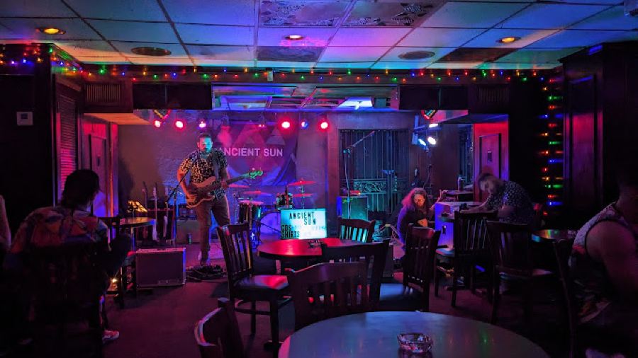 Tanqueray's Bar & Grille