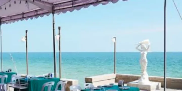 Baan Itsara Restaurant