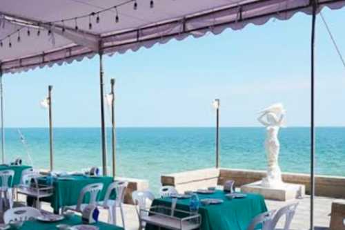 Baan Itsara Restaurant