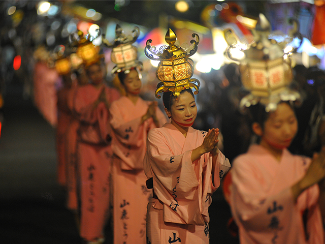 山鹿燈籠祭 | 山鹿市