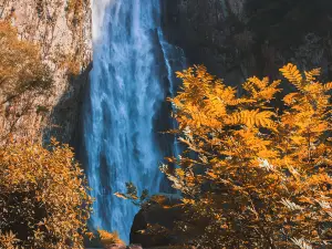 Liu Bowen's Hometown Scenic Area Baizhangji Fall