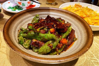 小尕子（明園店）