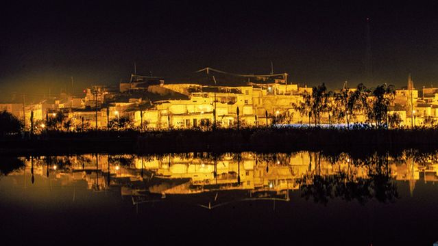 Terrace Folk Residence