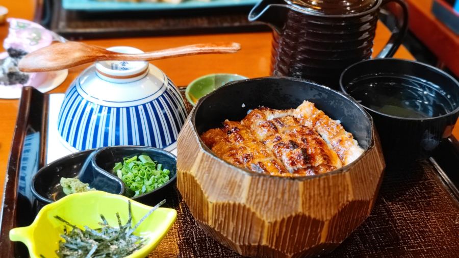 哲平鳗满·活烤鳗鱼(正大广场店)