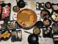 人氣牛大人台灣食到飽火鍋
