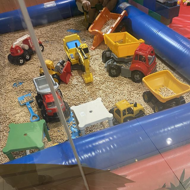 屯門室內Playhouse 有電動船呀