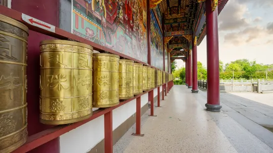 Yiwu Shuanglin Temple