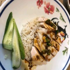 Go-Ang Chicken Rice Pratunam User Photo